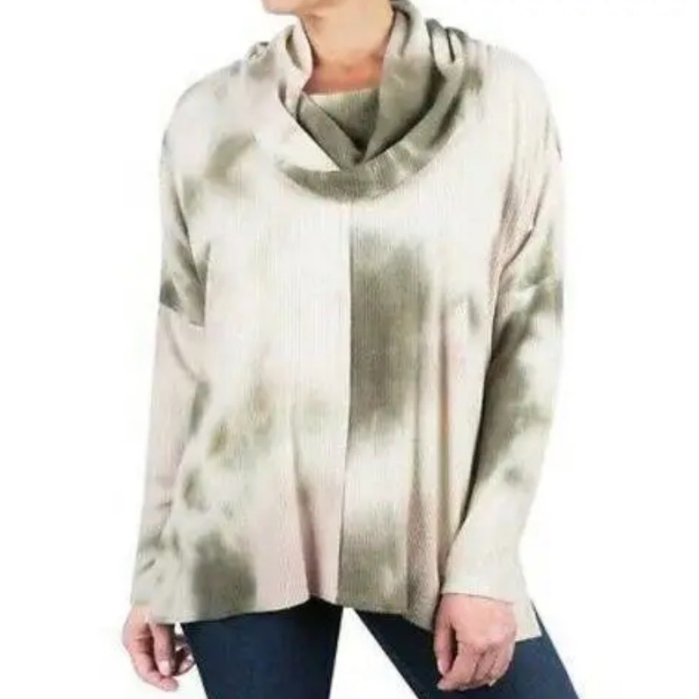Status by Chenault Sweater